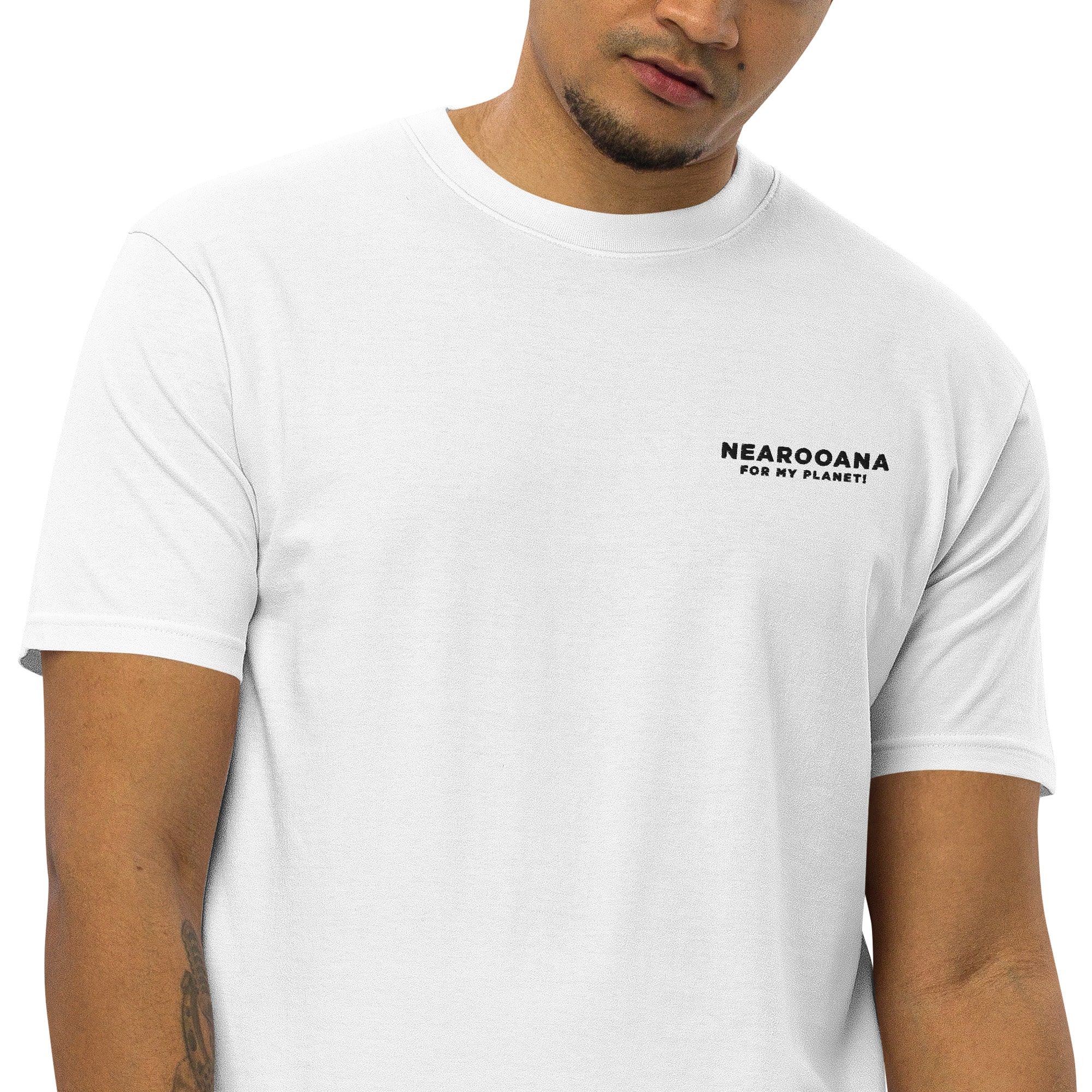 t-shirt blanc pour homme... le vêtement emblématique depuis James Dean et Marlo Brando !